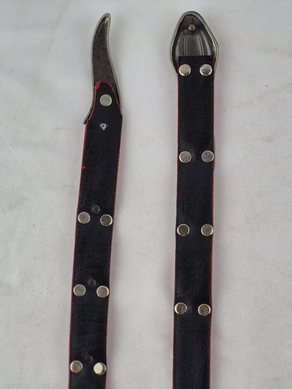 Vintage Morgan Taylor Red Snakeskin Belt Silver-Tone Metal Snake Head & Tail Med